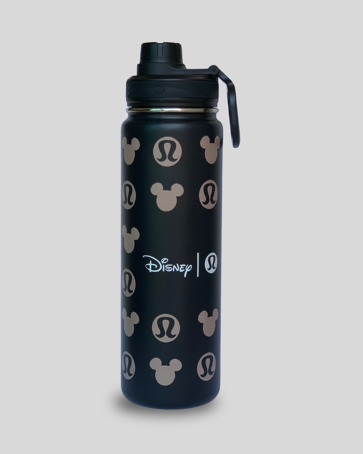 Disney x lululemon زجاجة مياه رياضية Back to Life باللون الأسود سعة 24 أونصة (710 مل)