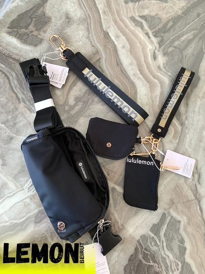 Dual Pouch Wristlet (Black/Gold)